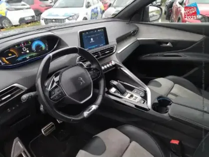 Photo 14 Peugeot 3008  HYBRID4 300ch GT e-EAT8