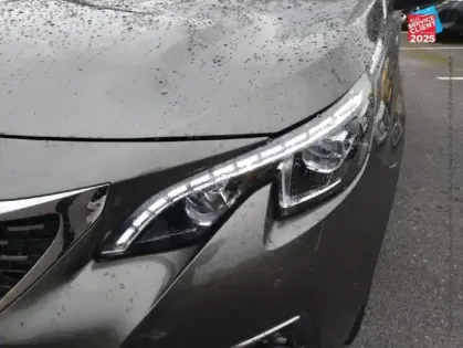 Photo 12 Peugeot 3008  HYBRID4 300ch GT e-EAT8