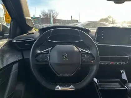 Photo 11 Peugeot 208  1.2 PureTech 100ch S&S GT 118g