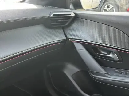 Photo 8 Peugeot 208  1.2 PureTech 100ch S&S GT 118g