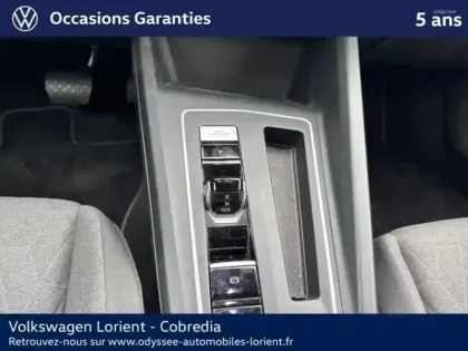 Photo 11 Volkswagen Golf  1.5 eHybrid 204ch VW Edition DSG6