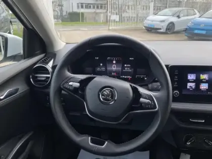 Photo 13 Skoda Fabia  1.0 TSI Evo2 95ch Selection