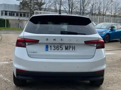 Photo 5 Skoda Fabia  1.0 TSI Evo2 95ch Selection