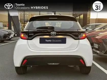 Photo 3 Toyota Yaris  116h Dynamic 5p MY22