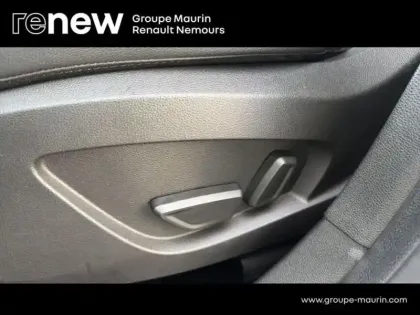 Photo 12 Renault Captur  1.6 E-Tech hybride rechargeable 160ch Initiale Paris -21