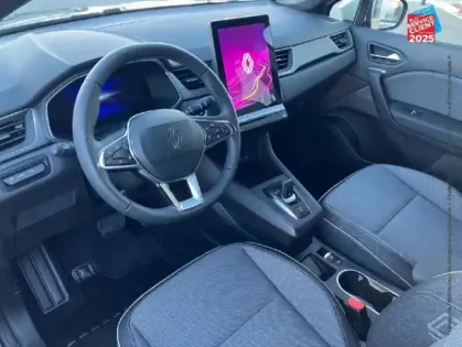 Photo 14 Renault Captur  1.8 E-Tech full hybrid 160ch Techno - 25