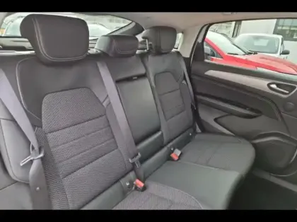 Photo 10 Renault Arkana  1.6 E-Tech hybride 145ch Techno -22