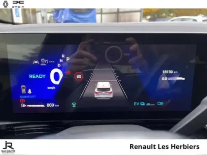 Photo 13 Renault Austral  1.2 E-Tech full hybrid 200ch Techno esprit Alpine - 24