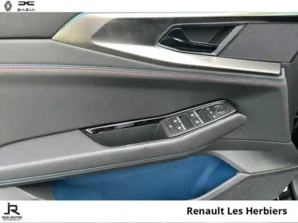 Photo 4 Renault Rafale  1.2 E-Tech full hybrid 200ch esprit Alpine - 25