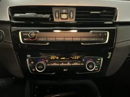 Photo 11 BMW X2  xDrive18dA 150ch Business Design Euro6d-T