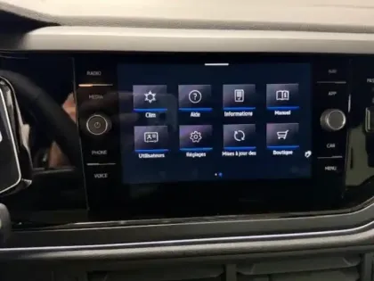 Photo 10 Volkswagen Taigo  1.5 TSI 150ch R-Line Edition DSG7