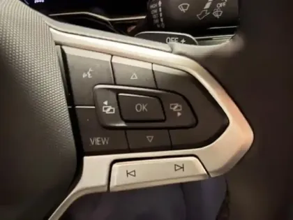 Photo 7 Volkswagen Taigo  1.5 TSI 150ch R-Line Edition DSG7