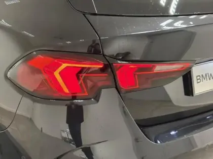 Photo 14 BMW Serie 1 Série 1 116A 122ch M Sport Design DKG7