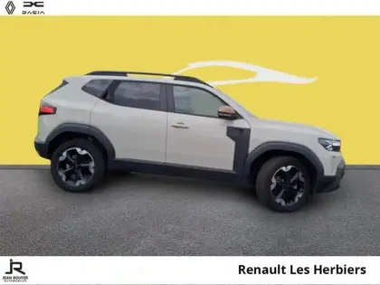 Photo 12 Dacia Duster  1.6 hybrid 140ch Extreme