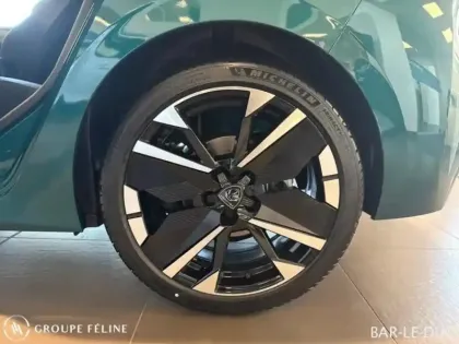 Photo 10 Peugeot 308  1.2 Hybrid 145ch GT Exclusive e-DCS6