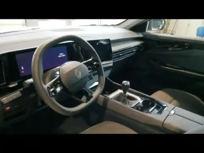 Photo 8 Renault Austral  1.2 TCe mild hybrid advanced 130ch Evolution - 24