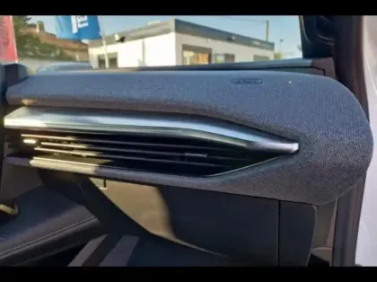 Photo 8 Renault Megane  E-Tech Electric EV60 220ch Techno optimum charge