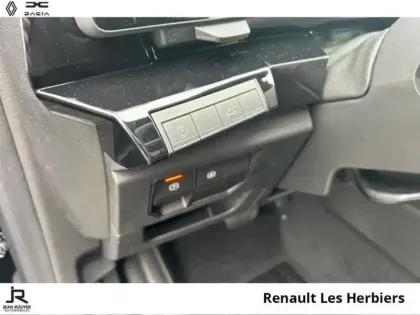 Photo 6 Renault Espace  1.2 E-Tech full hybrid 200ch Techno 5 places - 25