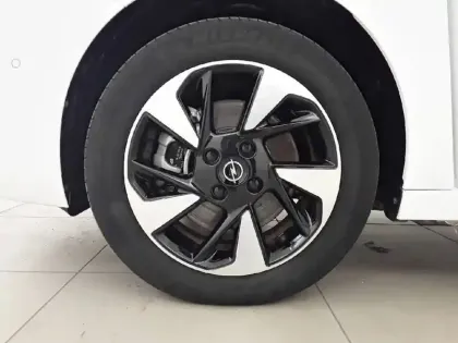 Photo 12 Opel Corsa  Electrique 136 ch & Batterie 50 kWh