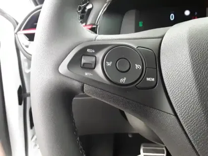 Photo 19 Opel Corsa  Electrique 136 ch & Batterie 50 kWh