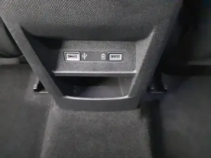 Photo 17 Peugeot 308  SW PureTech 130ch S&S EAT8