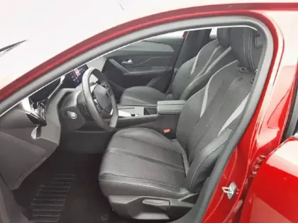 Photo 10 Peugeot 308  SW PureTech 130ch S&S EAT8