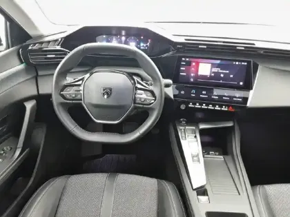 Photo 7 Peugeot 308  SW PureTech 130ch S&S EAT8