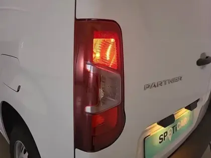 Photo 16 Peugeot Partner  FOURGON M 950 KG BLUEHDI 100 S&S BVM6