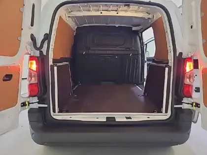 Photo 5 Peugeot Partner  FOURGON M 950 KG BLUEHDI 100 S&S BVM6