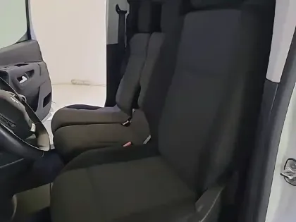 Photo 10 Peugeot Partner  FOURGON M 950 KG BLUEHDI 100 S&S BVM6