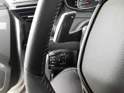 Photo 22 Peugeot 2008  BlueHDi 130 S&S EAT8