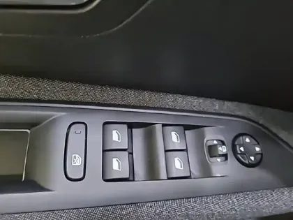 Photo 31 Peugeot 3008  BlueHDi 130ch S&S BVM6