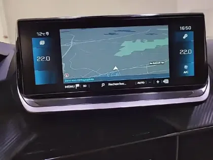 Photo 18 Peugeot 2008  PureTech 100 S&S BVM6