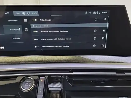 Photo 22 Peugeot 5008  Hybrid 136 e-DCS6