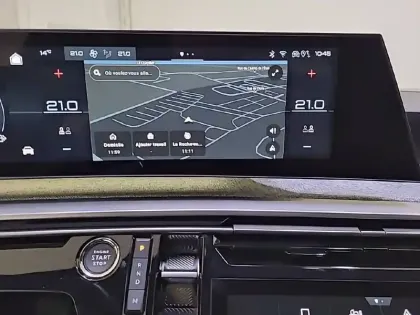 Photo 51 Peugeot 5008  Hybrid 136 e-DCS6