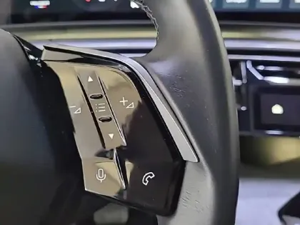 Photo 62 Peugeot 5008  Hybrid 136 e-DCS6