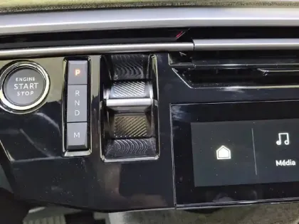 Photo 46 Peugeot 5008  Hybrid 136 e-DCS6