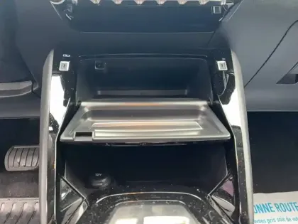 Photo 57 Peugeot 208  Hybrid 136 e-DCS6