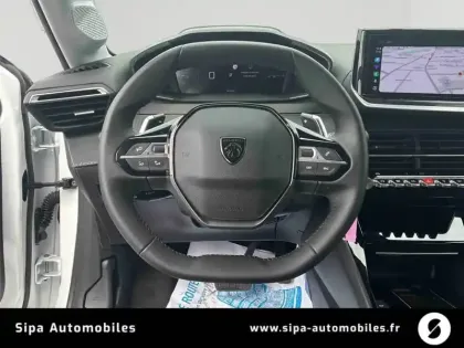 Photo 106 Peugeot 208  Hybrid 136 e-DCS6