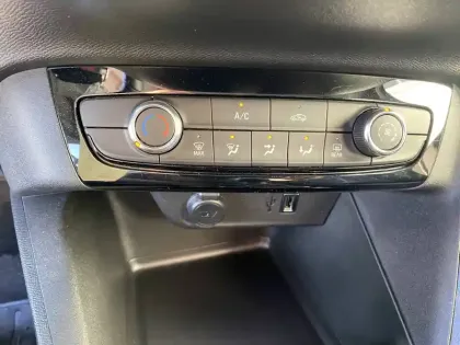 Photo 31 Opel Corsa  1.2 75 ch BVM5