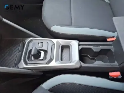 Photo 22 Dacia Duster  Hybrid 140