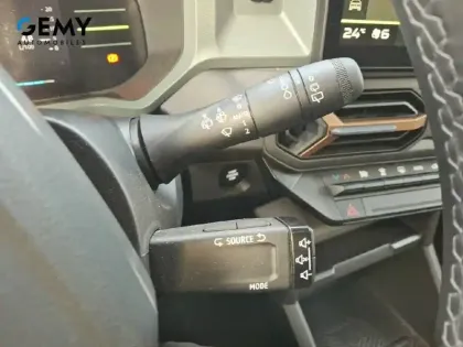 Photo 18 Dacia Duster  Hybrid 140