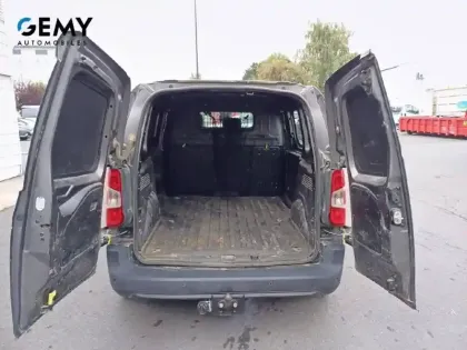 Photo 5 Peugeot Partner  FOURGON STANDARD 650 KG BLUEHDI 100 BVM5