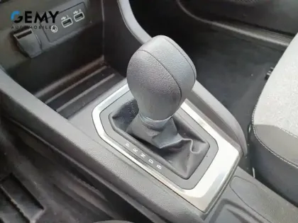 Photo 18 Renault Clio  E-Tech full hybrid 145 ch GSR2