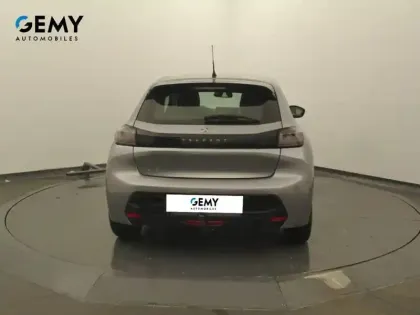 Photo 20 Peugeot 208  PureTech 100 S&S BVM6