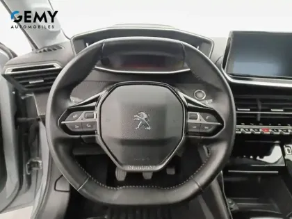 Photo 28 Peugeot 208  PureTech 100 S&S BVM6