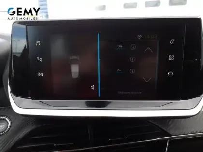 Photo 21 Peugeot 208  Electrique 50 kWh 136ch