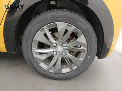 Photo 10 Peugeot 208  Electrique 50 kWh 136ch