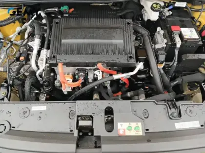 Photo 35 Peugeot 208  Electrique 50 kWh 136ch