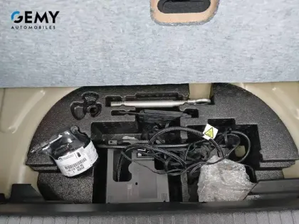 Photo 44 Peugeot 208  Electrique 50 kWh 136ch